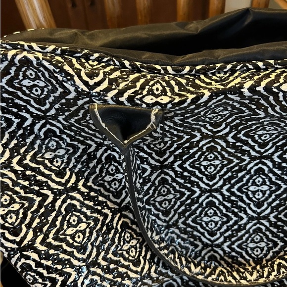 Nicole Miller Black and White Geometric Weekender Travel Bag - Picture 11 of 16